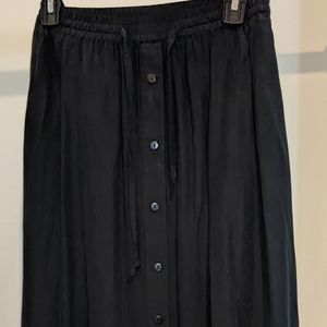 LIZ CLAIBORNE PETITE BLACK SKIRT LONG
